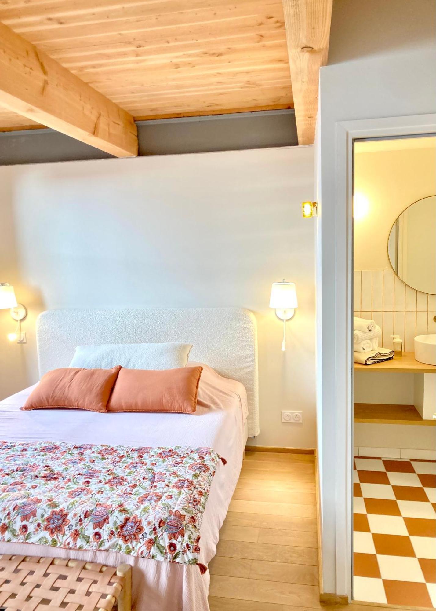 Le Petit Avignon - Chambres & Appartement A Deux Pas Du Pont D'Avignon Et Du Palais Des Papes 外观 照片