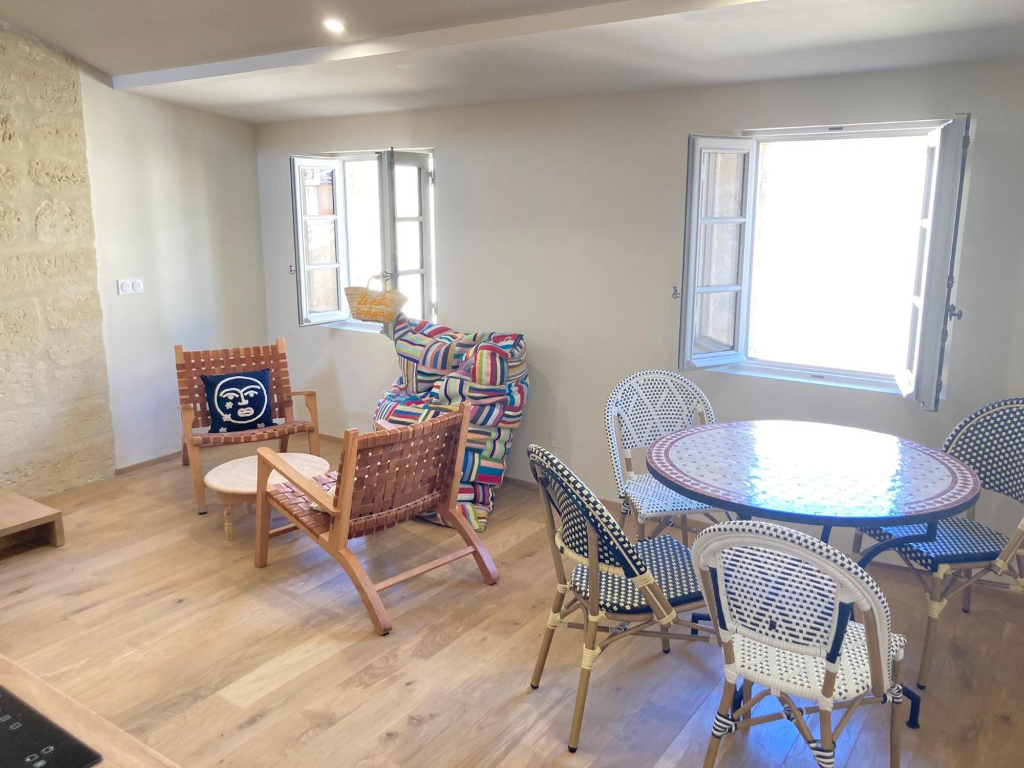 Le Petit Avignon - Chambres & Appartement A Deux Pas Du Pont D'Avignon Et Du Palais Des Papes 客房 照片