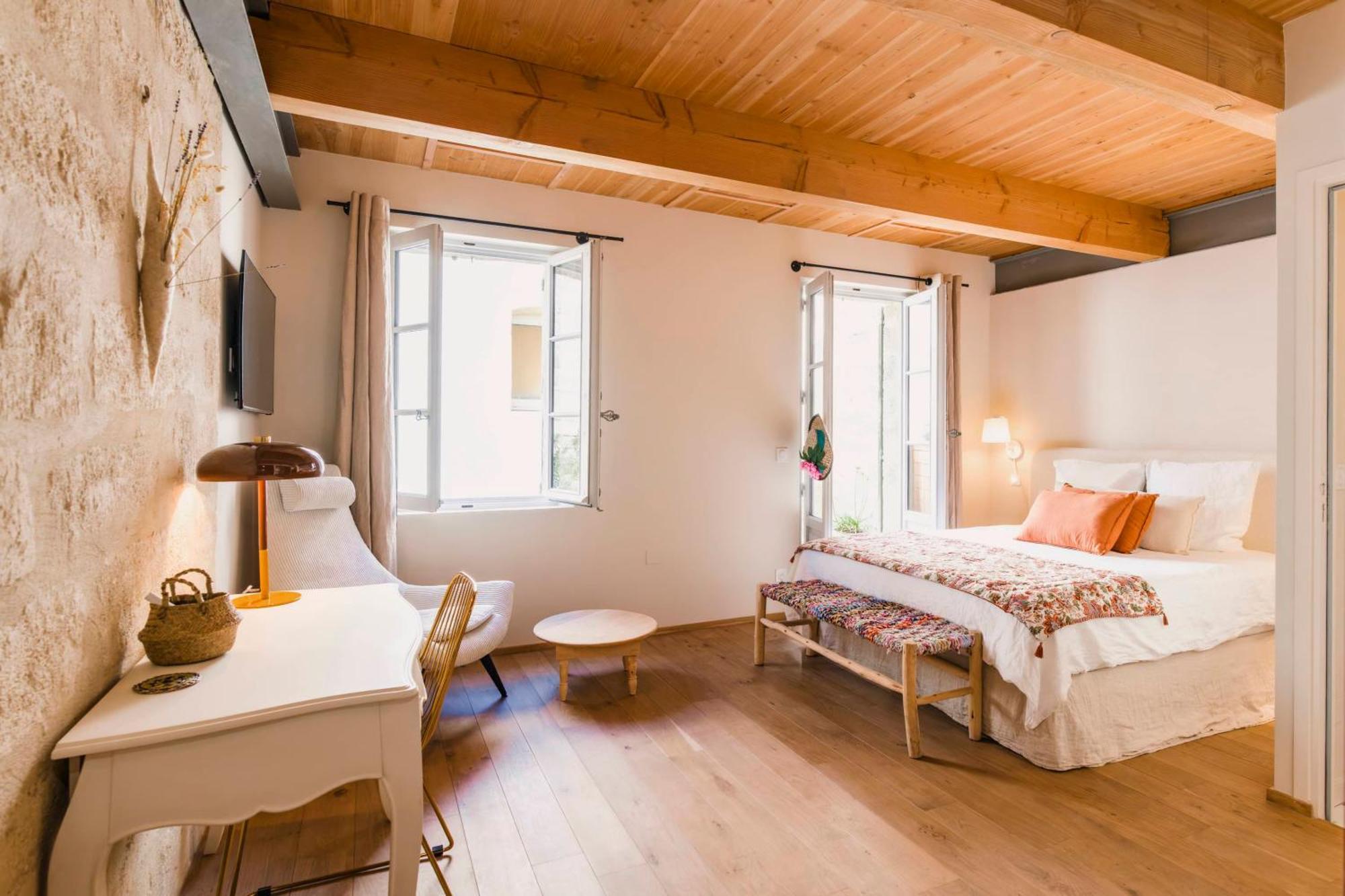 Le Petit Avignon - Chambres & Appartement A Deux Pas Du Pont D'Avignon Et Du Palais Des Papes 外观 照片